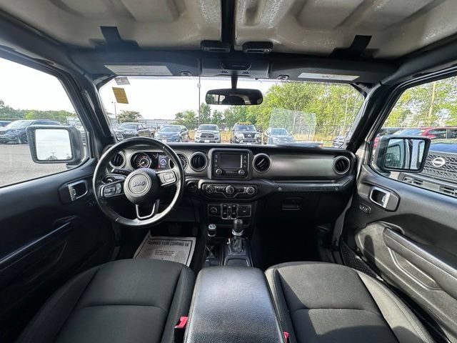 Used 2019 Jeep Wrangler Unlimited Sport S AWD/4WD image 2