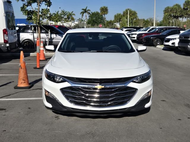 Used 2024 Chevrolet Malibu LT FWD image 2