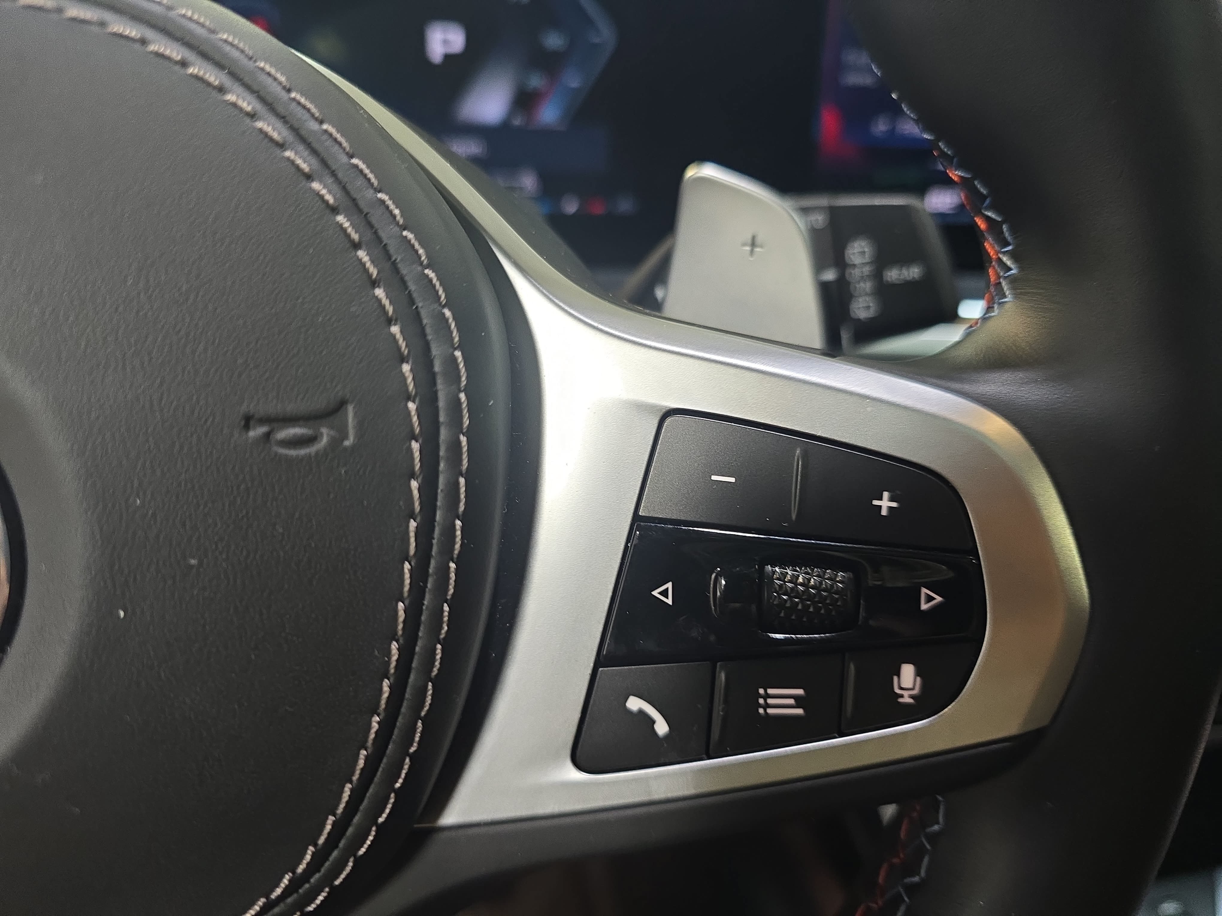 Used 2024 BMW X7 M60i w/ Climate Comfort Package AWD/4WD image 15