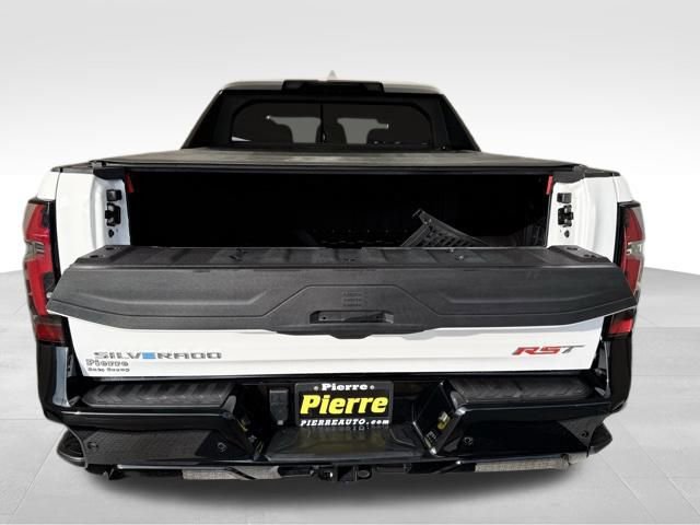 Used 2024 Chevrolet Silverado EV RST image 4