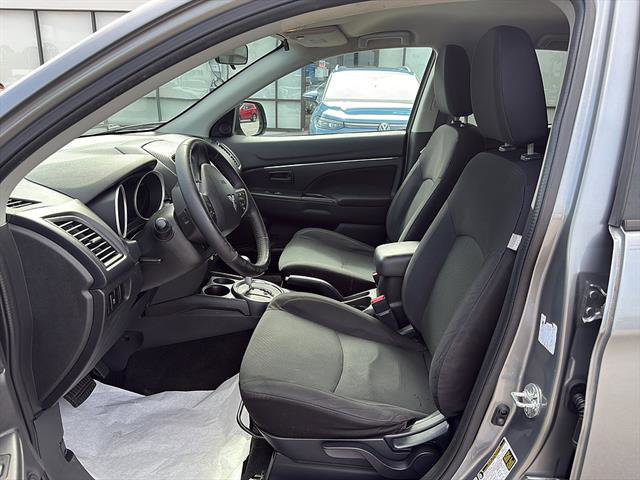 Used 2015 Mitsubishi Outlander Sport ES FWD image 14