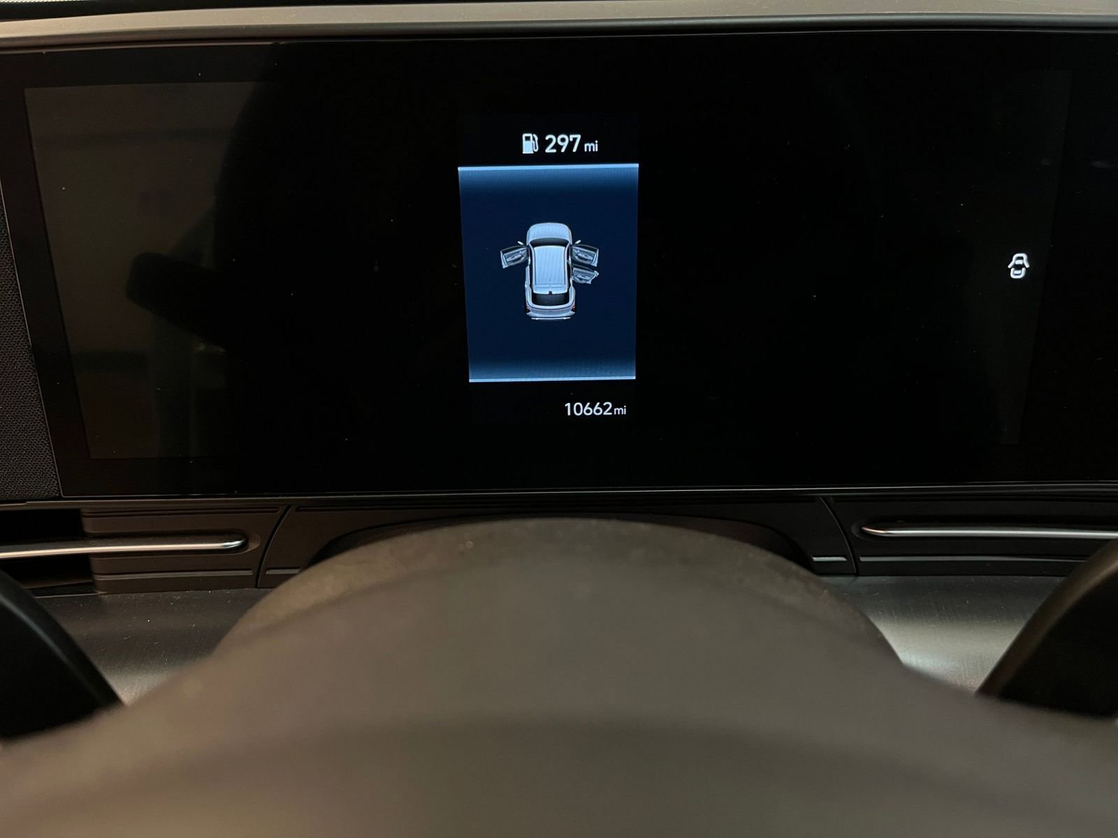 Used 2025 Hyundai Kona SEL image 40