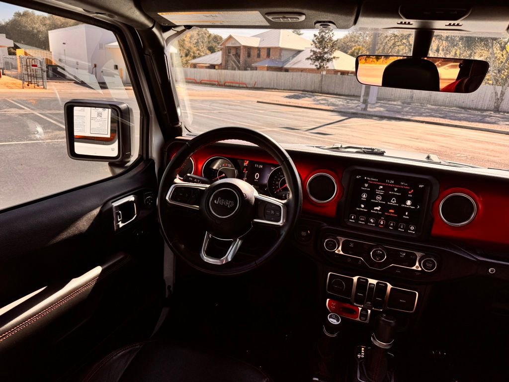 Used 2022 Jeep Wrangler Unlimited Rubicon image 25