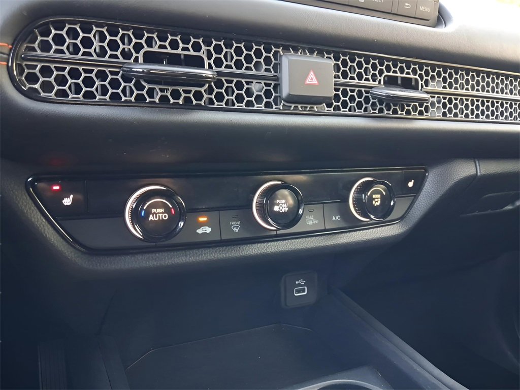 Used 2025 Honda HR-V Sport image 15