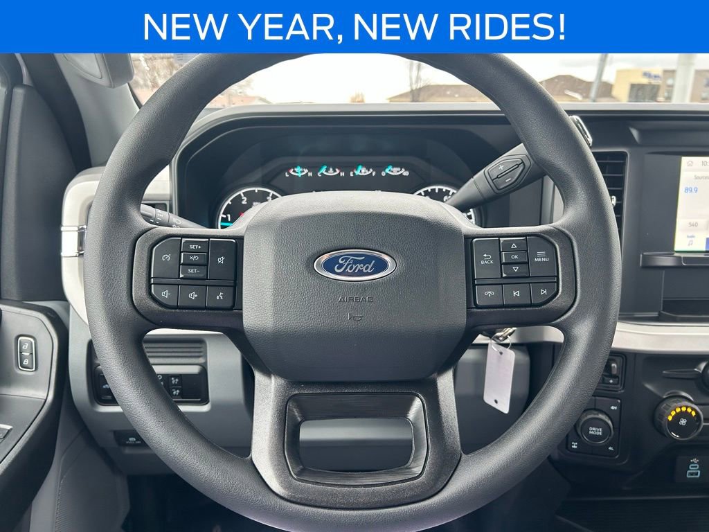New 2026 Ford F250 XL w/ XL Chrome Package image 30