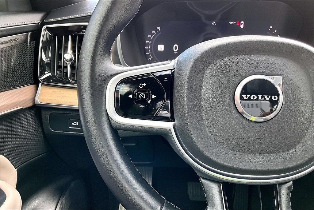 Certified 2026 Volvo XC90 B6 Plus AWD/4WD image 25