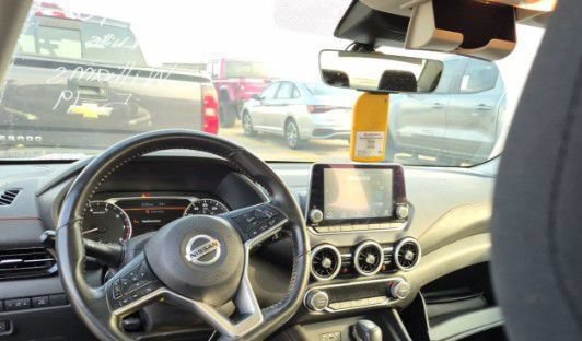 Used 2022 Nissan Sentra SR w/ Midnight Edition FWD image 2