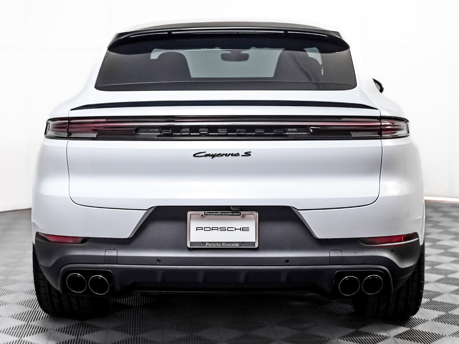 New 2026 Porsche Cayenne S image 11
