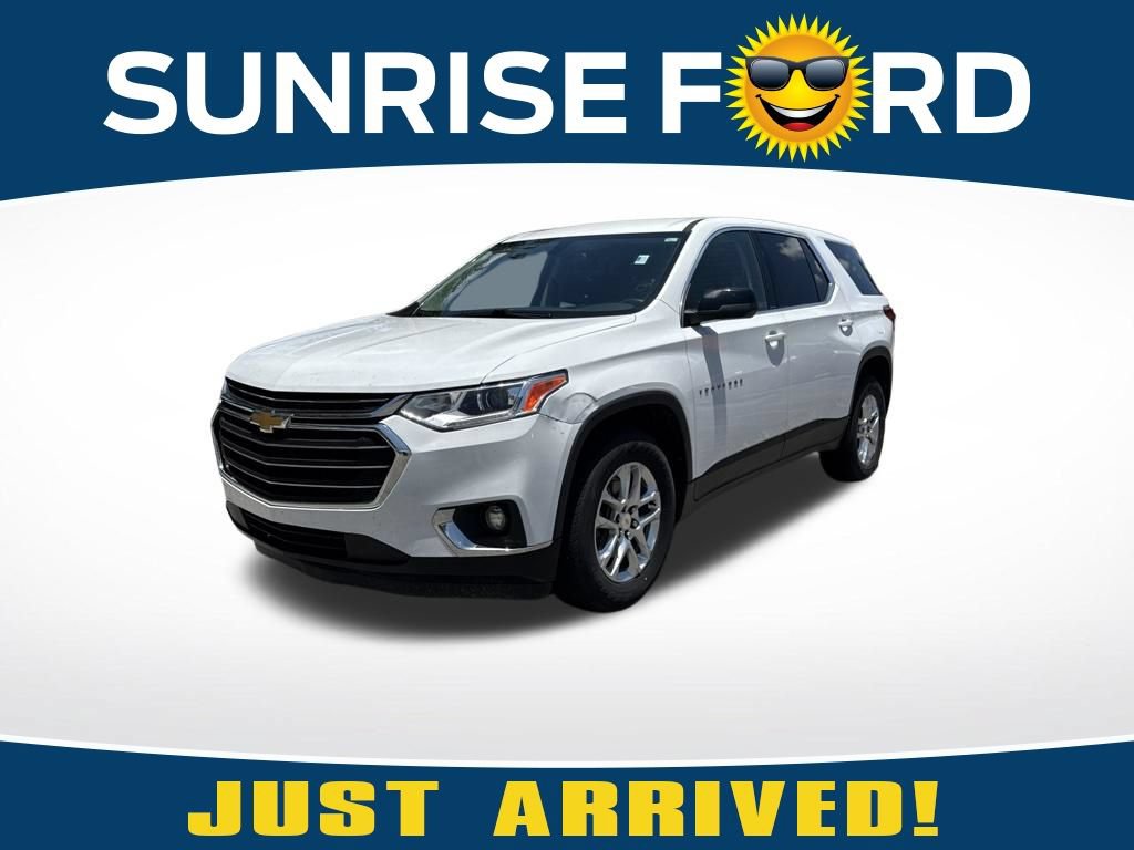 Used 2021 Chevrolet Traverse LS FWD image 1