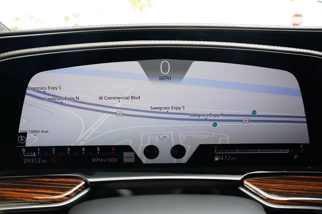 Used 2024 Cadillac Escalade ESV Luxury image 24