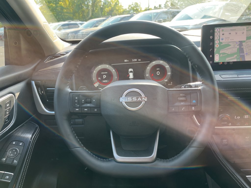 Used 2026 Nissan Rogue Platinum w/ Platinum Premium Package AWD/4WD image 32
