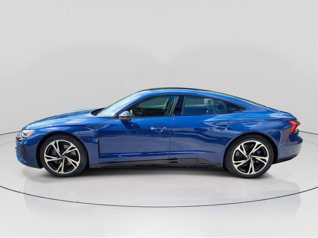 Used 2024 Audi e-tron GT Premium Plus w/ Performance Package AWD/4WD image 4