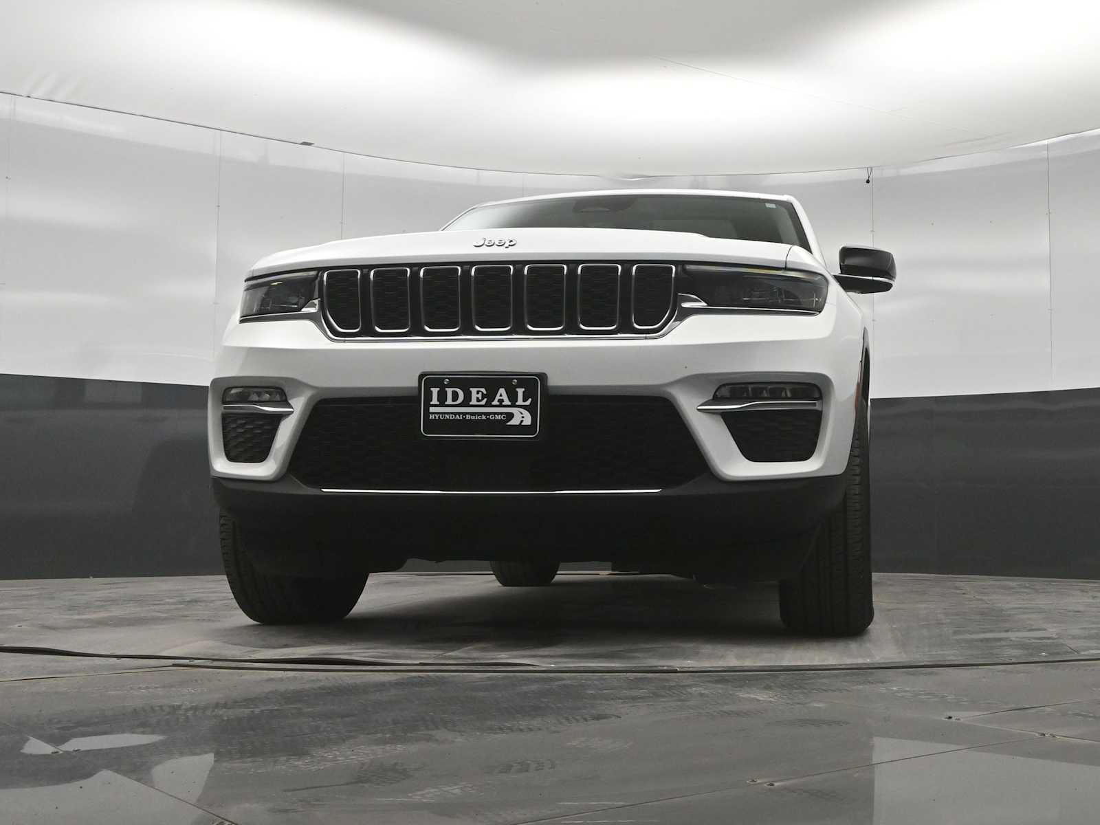 Used 2024 Jeep Grand Cherokee Limited 4xe AWD/4WD image 34