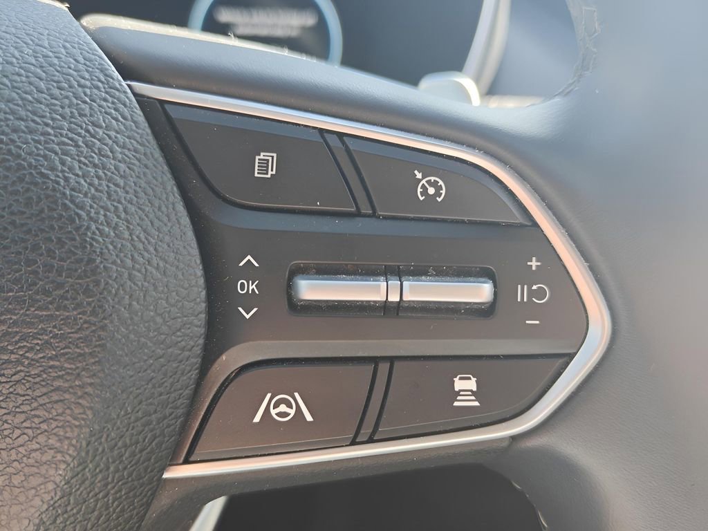 Used 2023 Hyundai Santa Fe Limited image 29