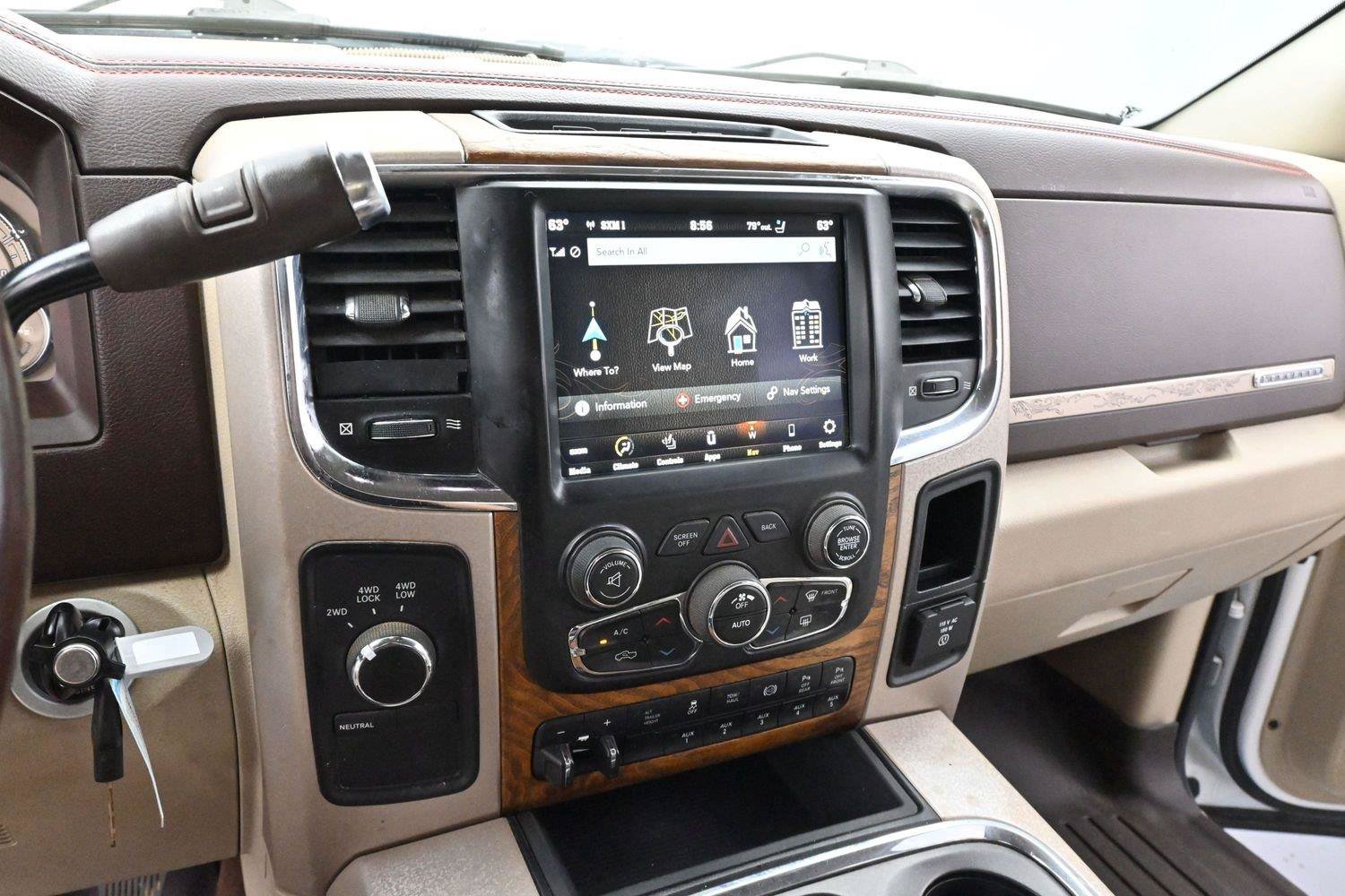 Used 2018 RAM 3500 Laramie Longhorn w/ Longhorn Southfork Package AWD/4WD image 18