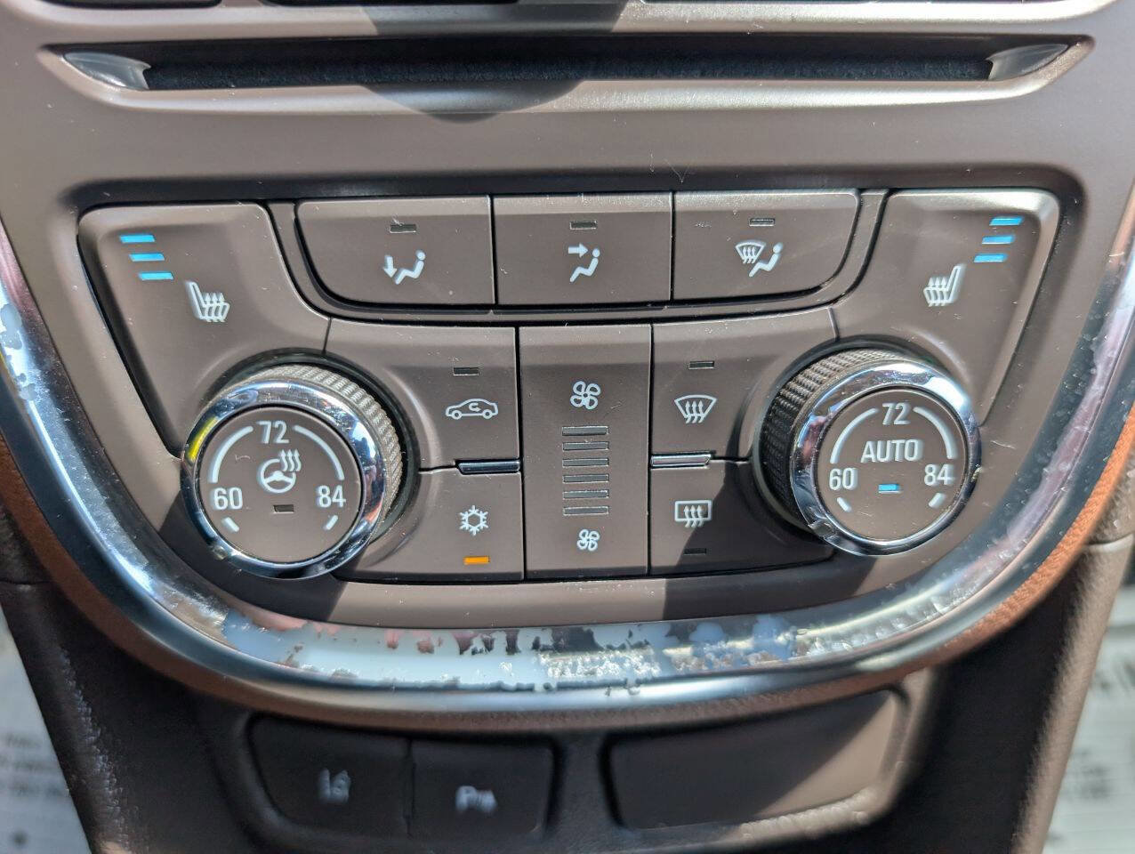 Used 2015 Buick Encore Premium AWD/4WD image 19