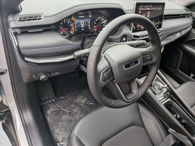 New 2026 Jeep Compass Latitude video 3