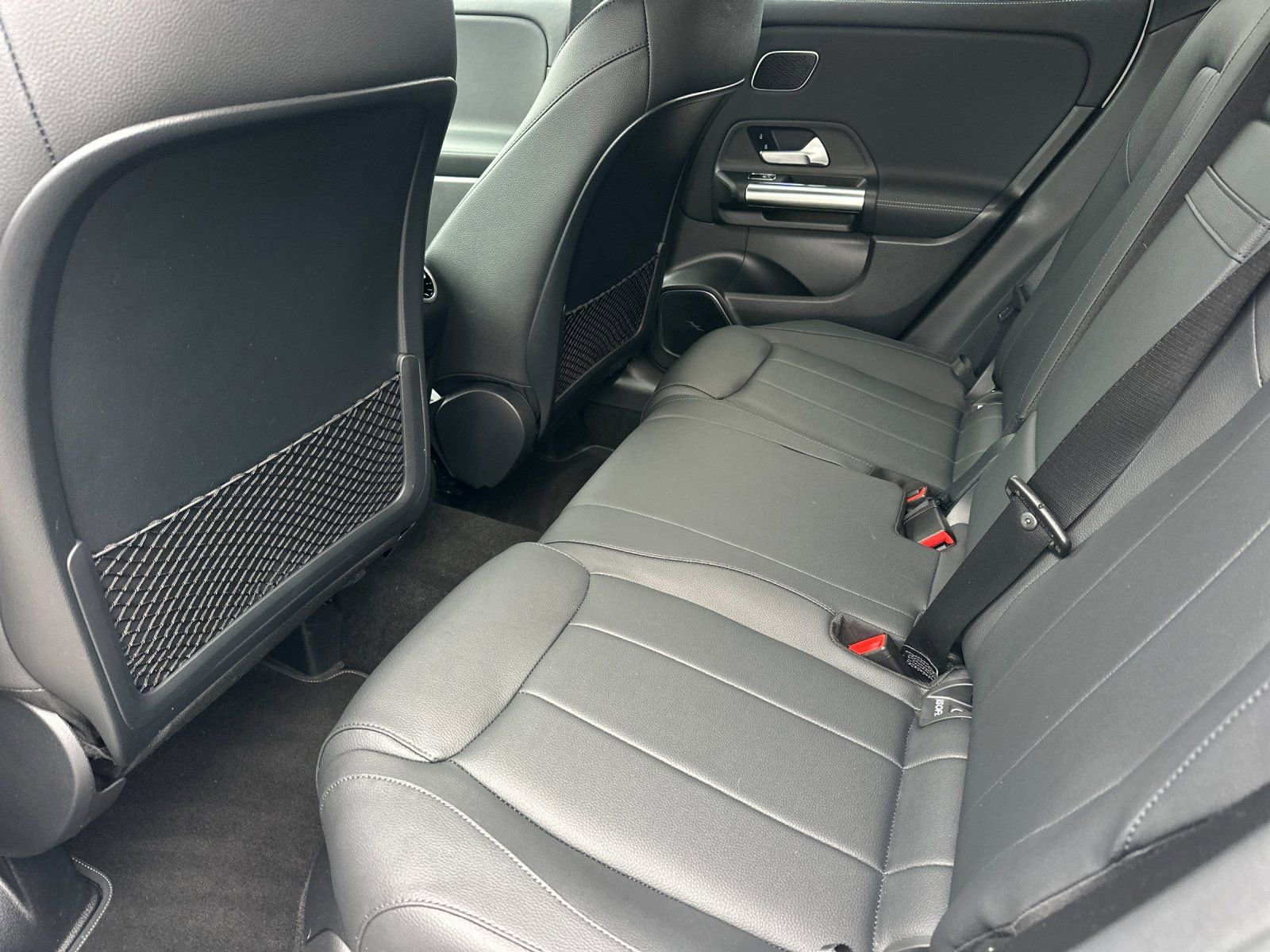 Used 2025 Mercedes-Benz GLA 250 4MATIC image 12