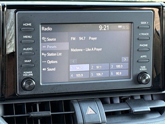 Used 2019 Toyota RAV4 LE image 19