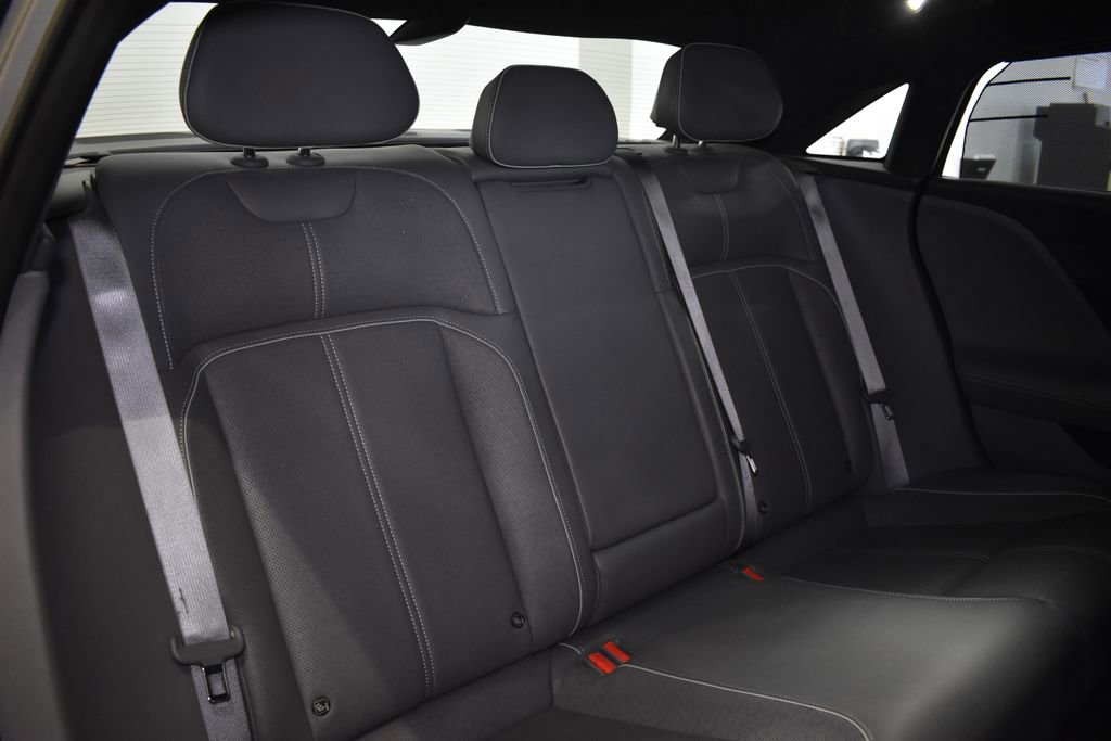 Used 2023 Lucid Air Grand Touring image 34