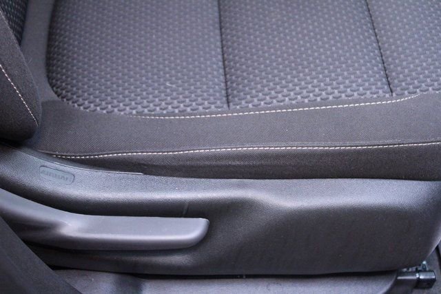 Used 2023 GMC Acadia SLE w/ LPO, Floor Liner Package AWD/4WD image 11