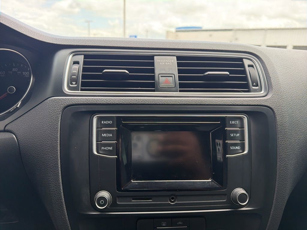 Used 2018 Volkswagen Jetta S image 14