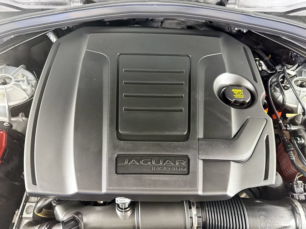 Certified 2023 Jaguar F-PACE S AWD/4WD image 27