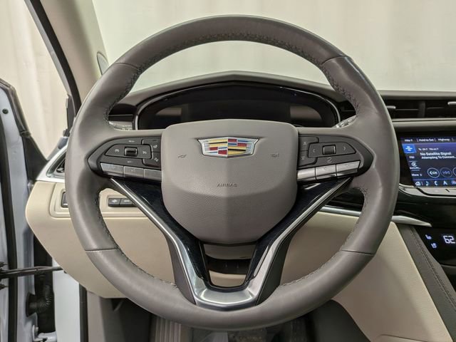 Certified 2025 Cadillac XT6 Premium Luxury w/ Technology Package image 10