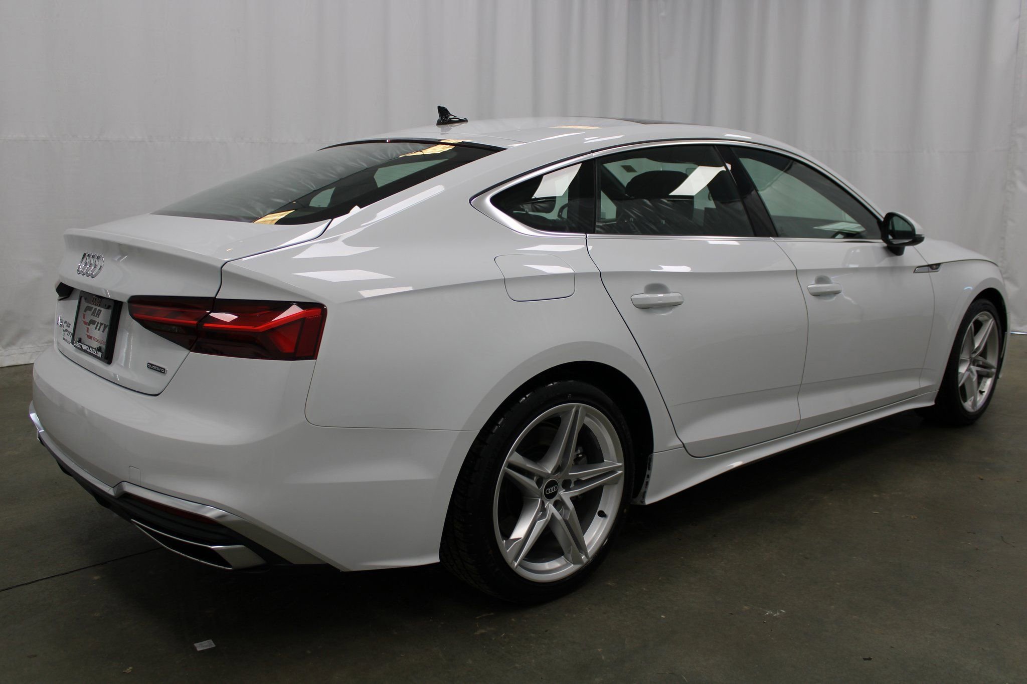 Used 2022 Audi A5 2.0T Premium image 6