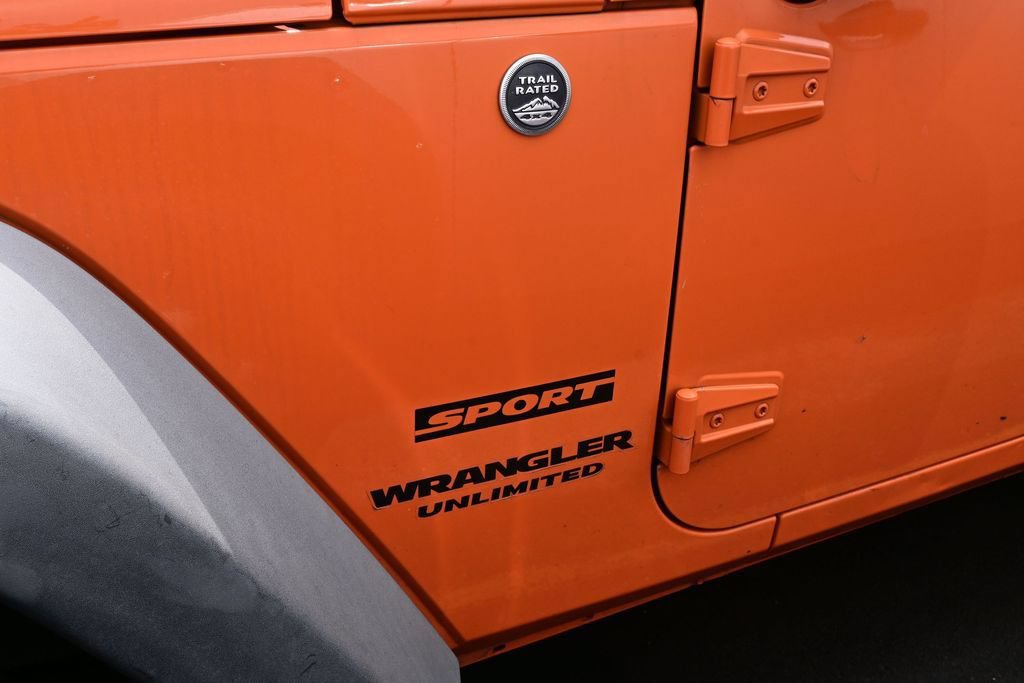 Used 2012 Jeep Wrangler Unlimited Sport AWD/4WD image 17