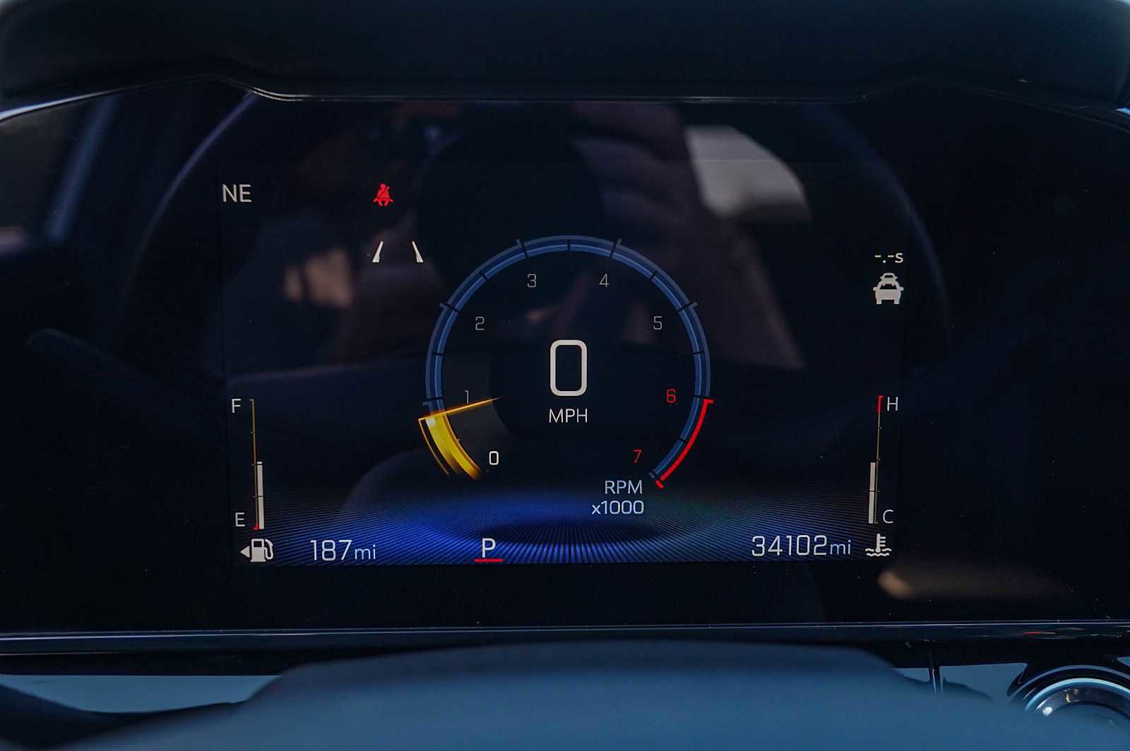 Used 2024 Chevrolet Trax RS w/ Sunroof Package image 16