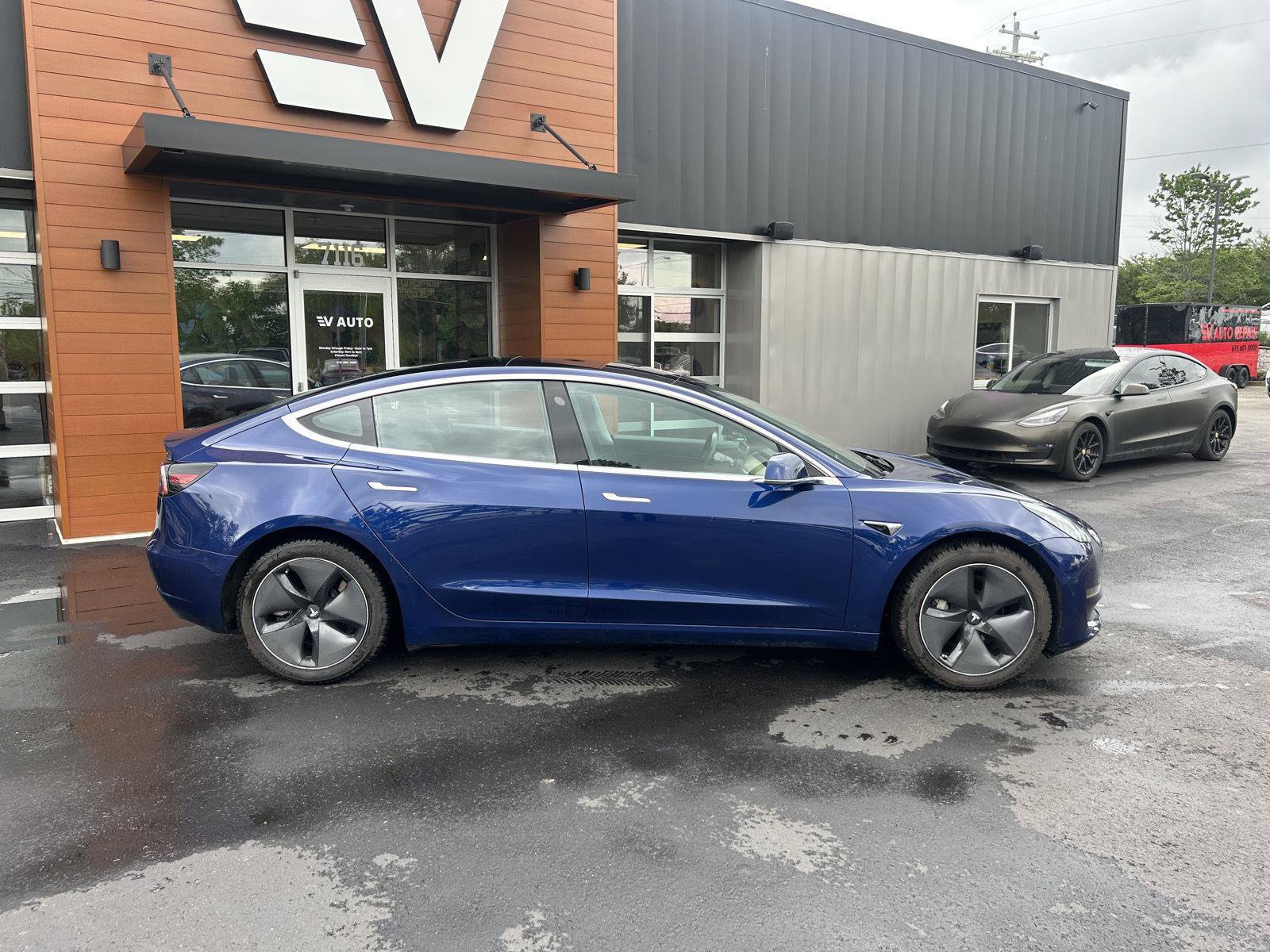 Used 2018 Tesla Model 3 Long Range AWD/4WD image 8