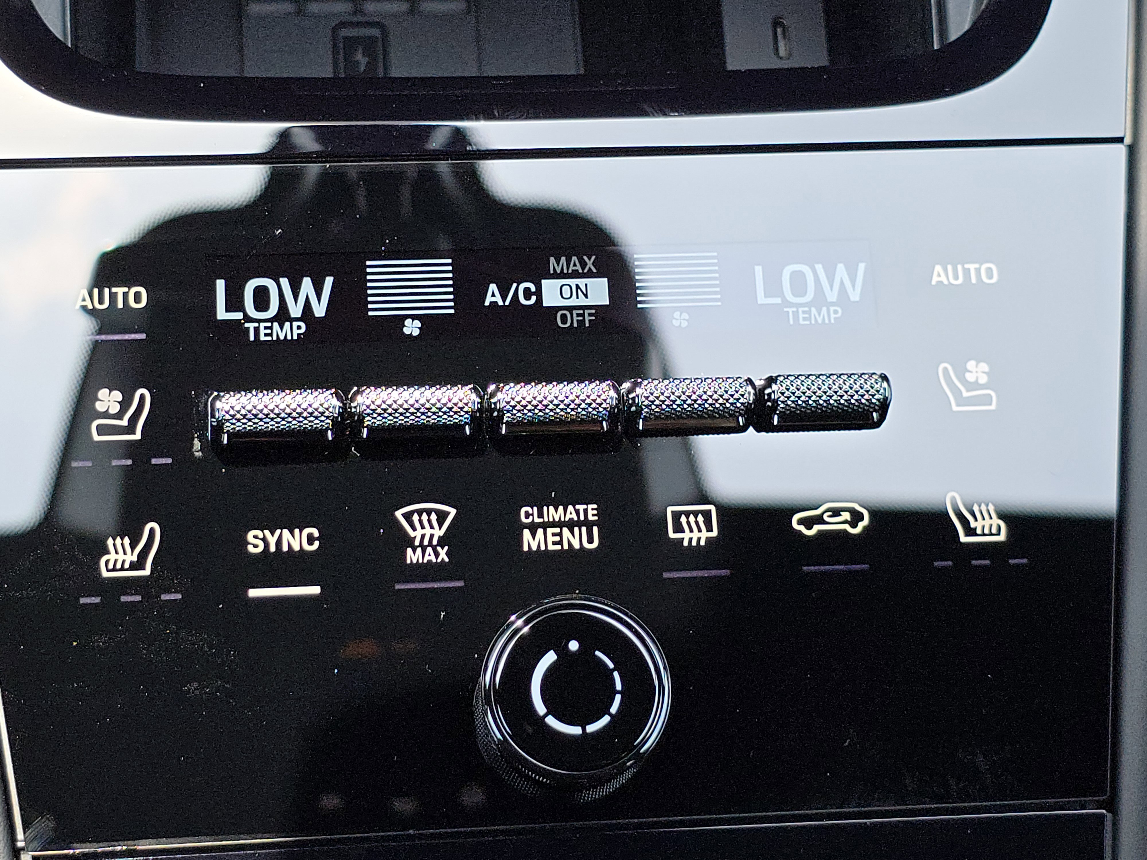 New 2025 Porsche Cayenne GTS image 16