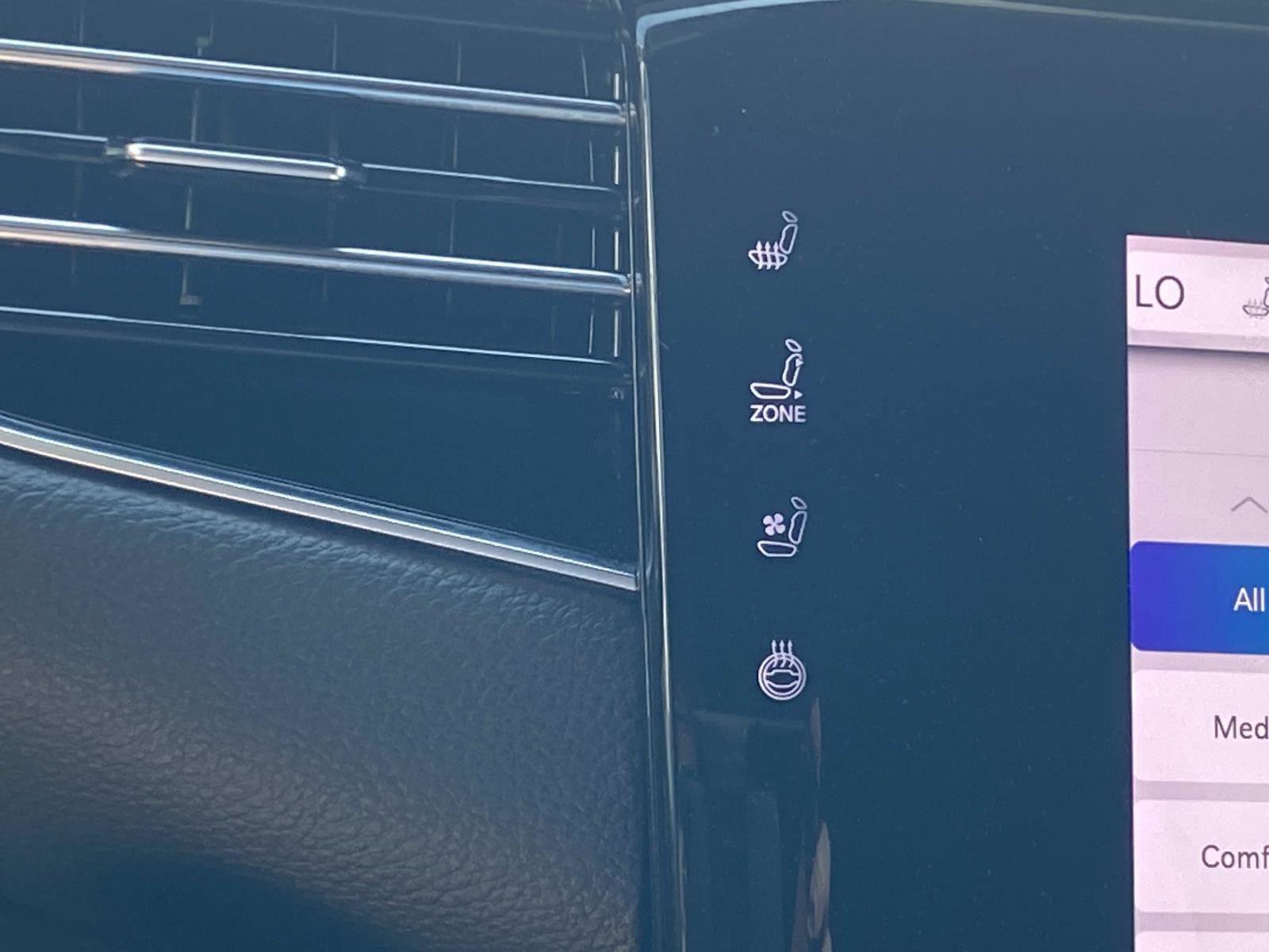 Certified 2024 Jeep Wagoneer Series II w/ Convenience Group I image 32