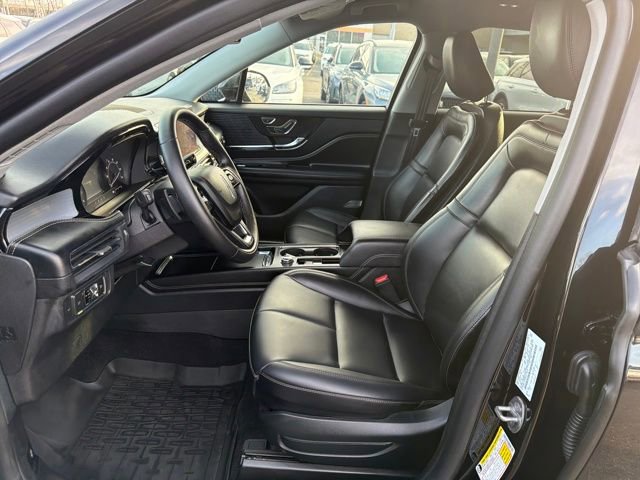 Certified 2022 Lincoln Corsair FWD image 12