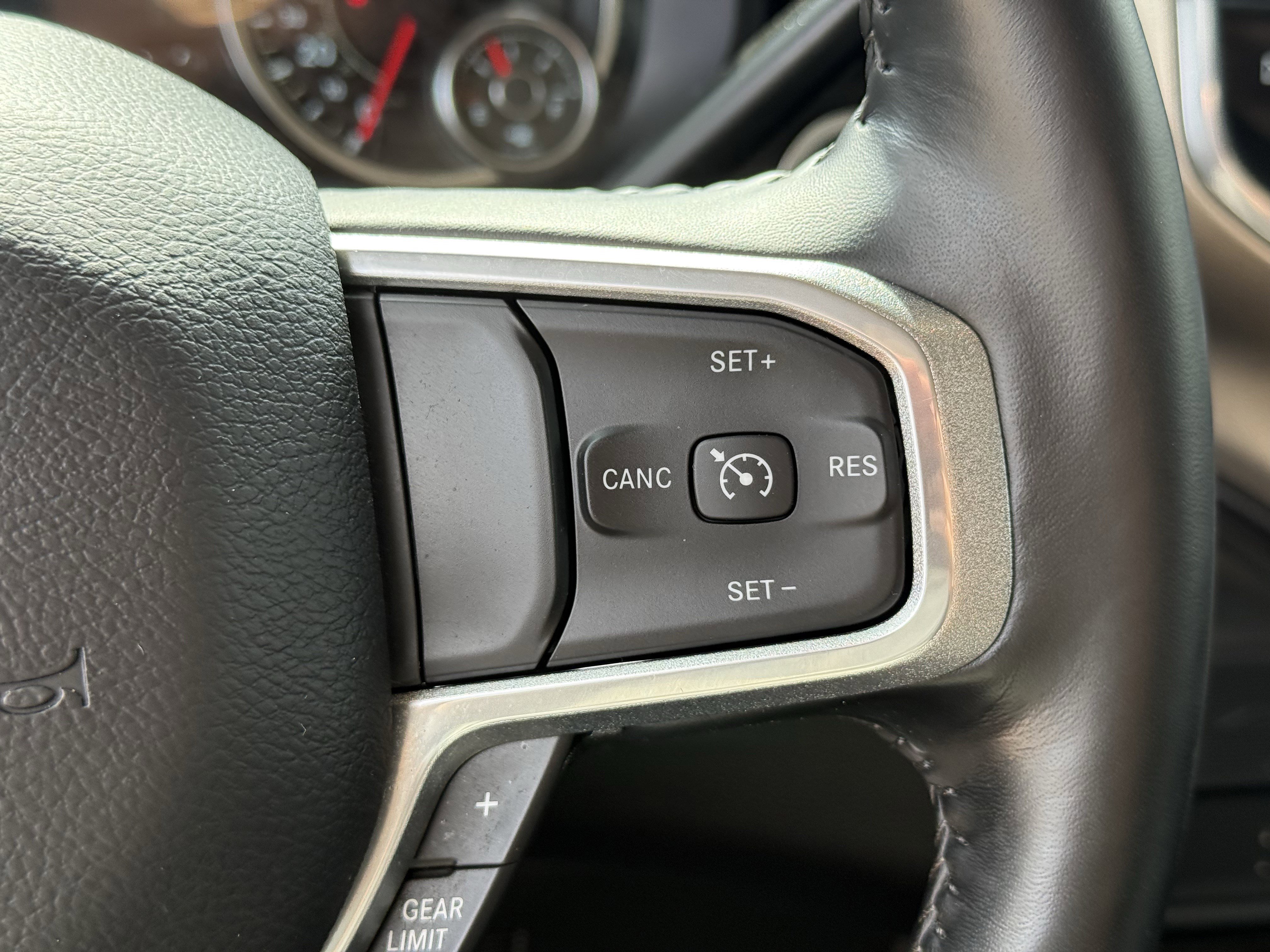 Used 2024 RAM 2500 Laramie image 17