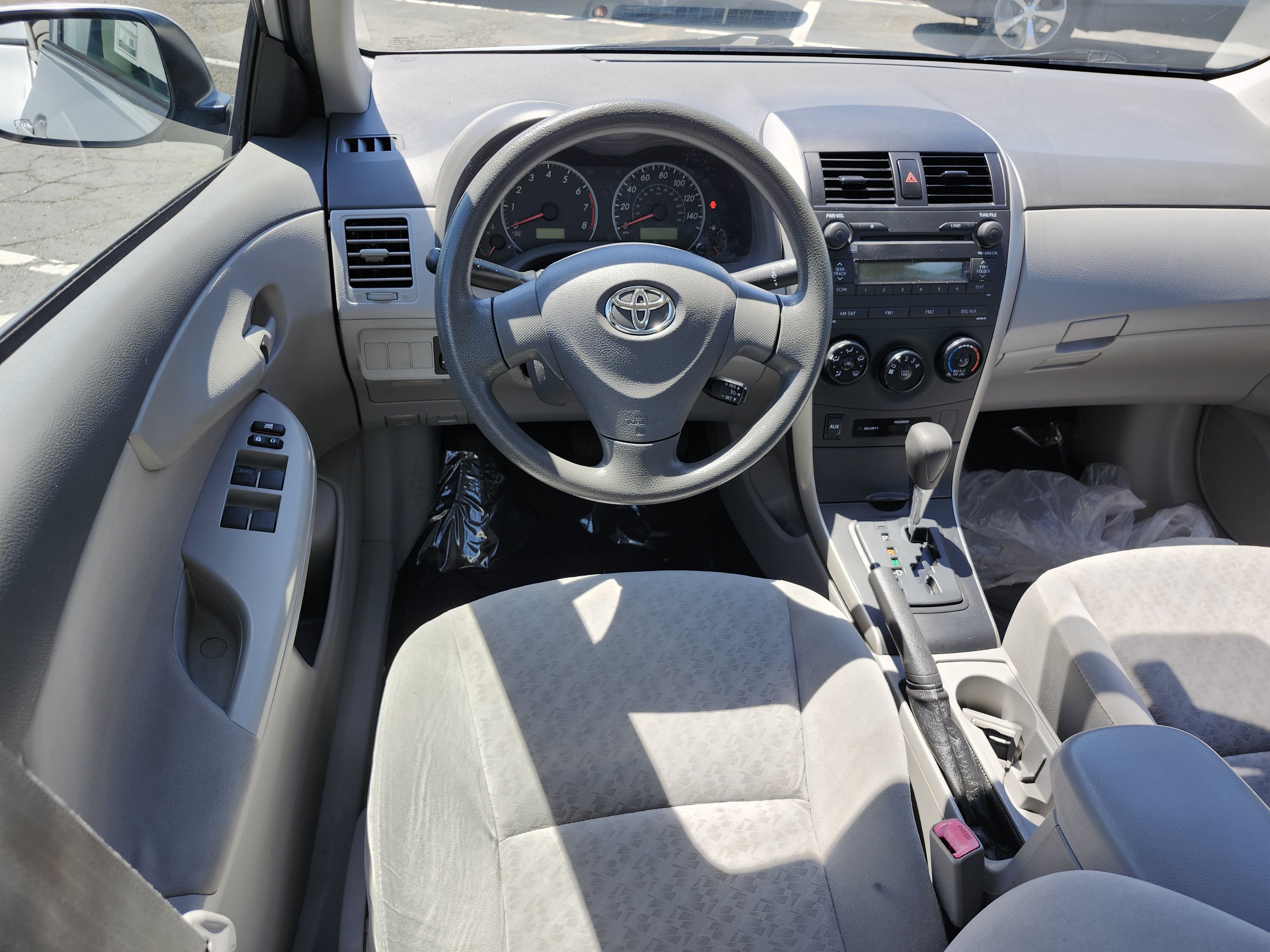 Used 2009 Toyota Corolla LE FWD image 22