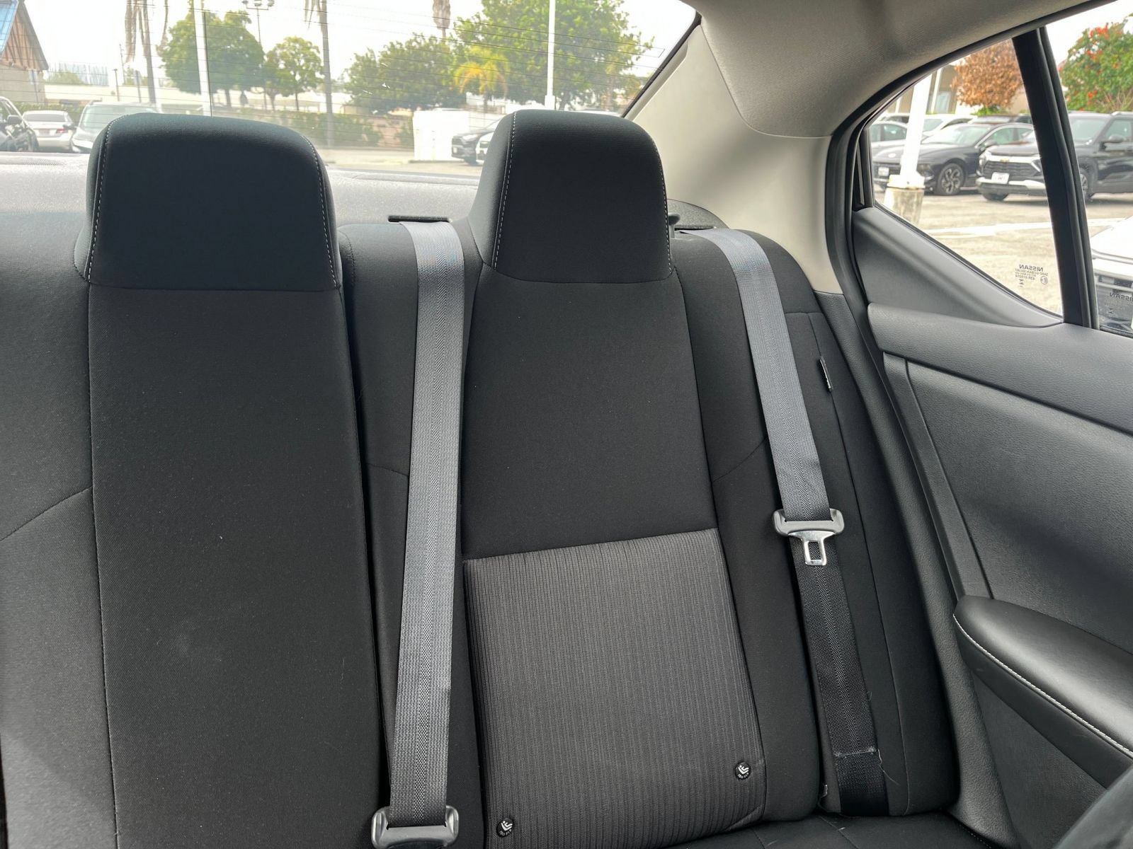 Used 2025 Nissan Sentra SV FWD image 37