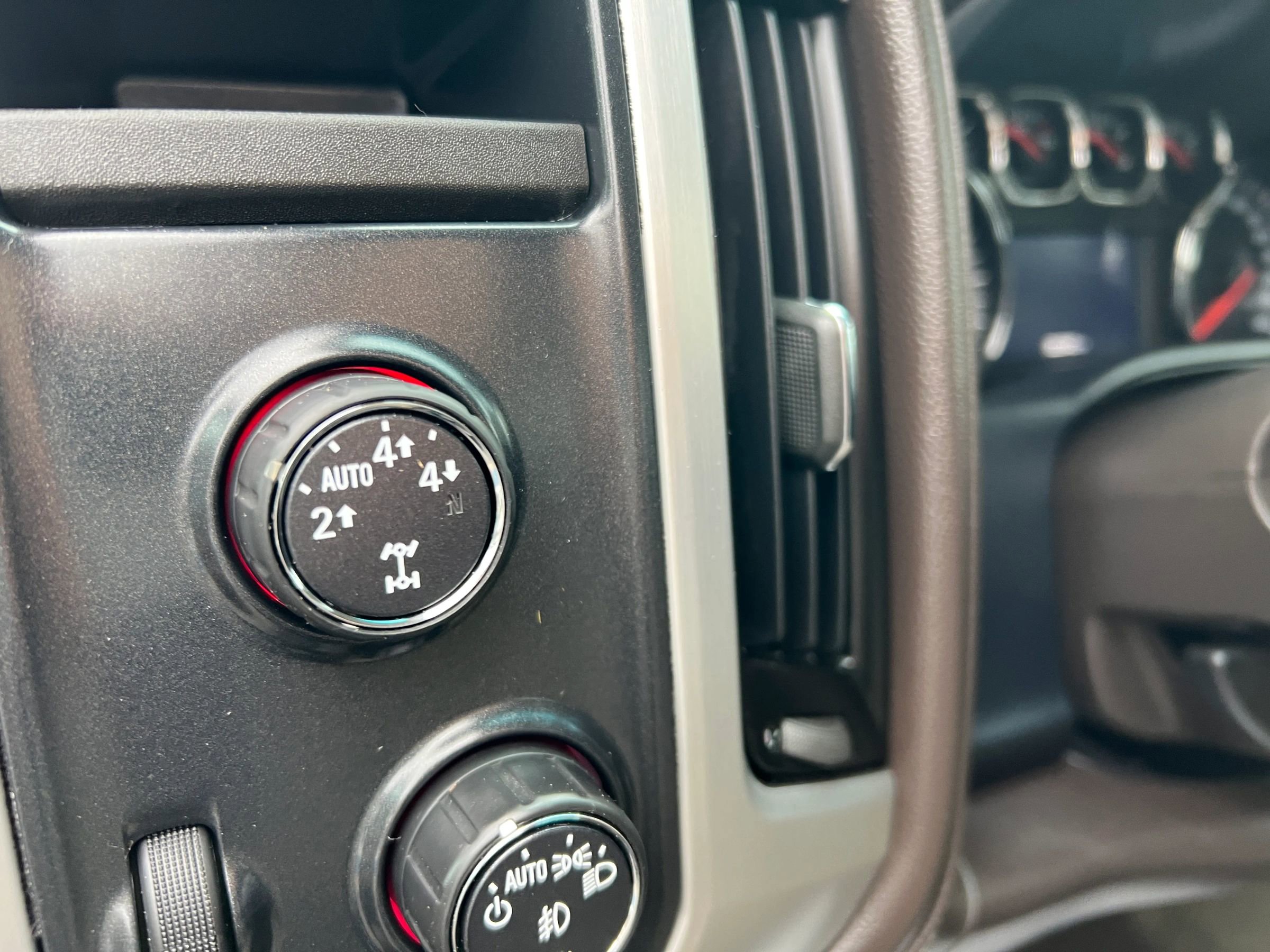 Used 2014 GMC Sierra 1500 SLE w/ SLE Value Package image 16