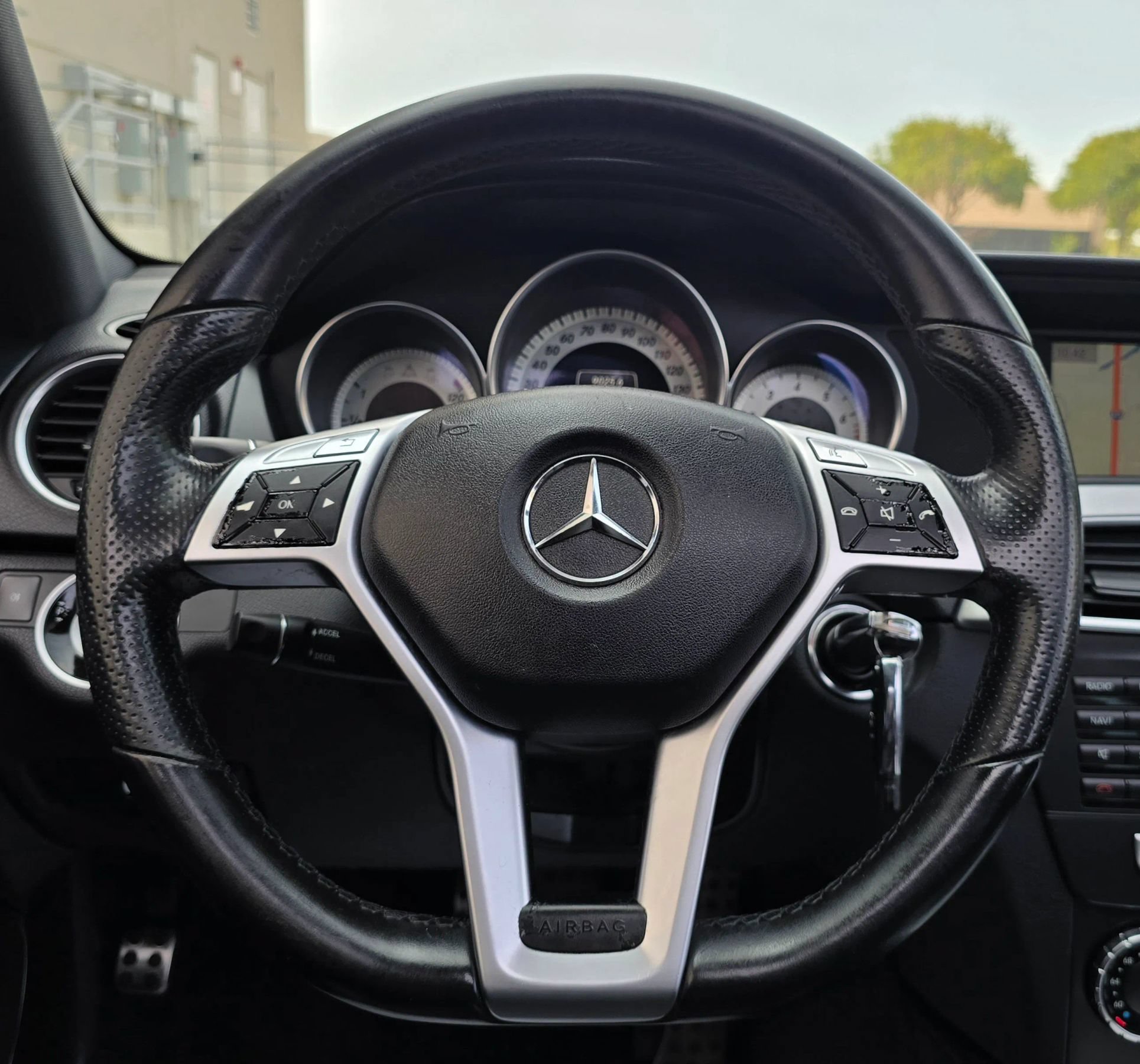 Used 2013 Mercedes-Benz C 250 Sedan image 26