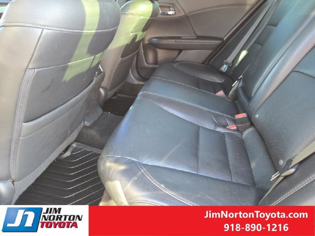 Used 2016 Honda Accord EX-L image 31
