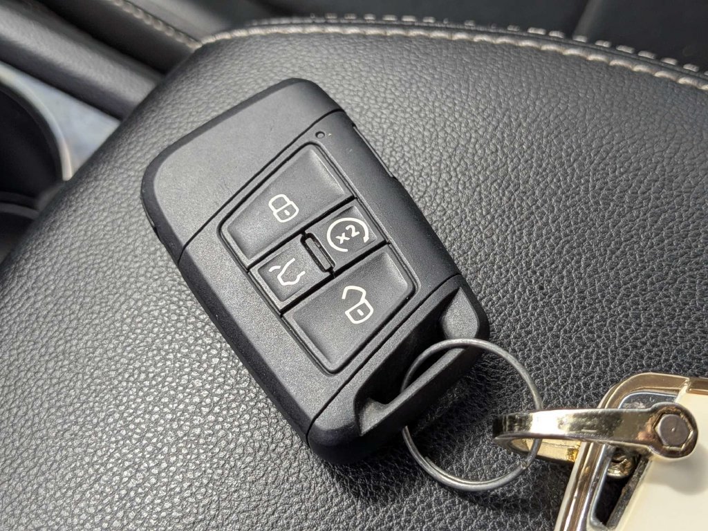 Used 2022 Volkswagen Atlas SE FWD image 27