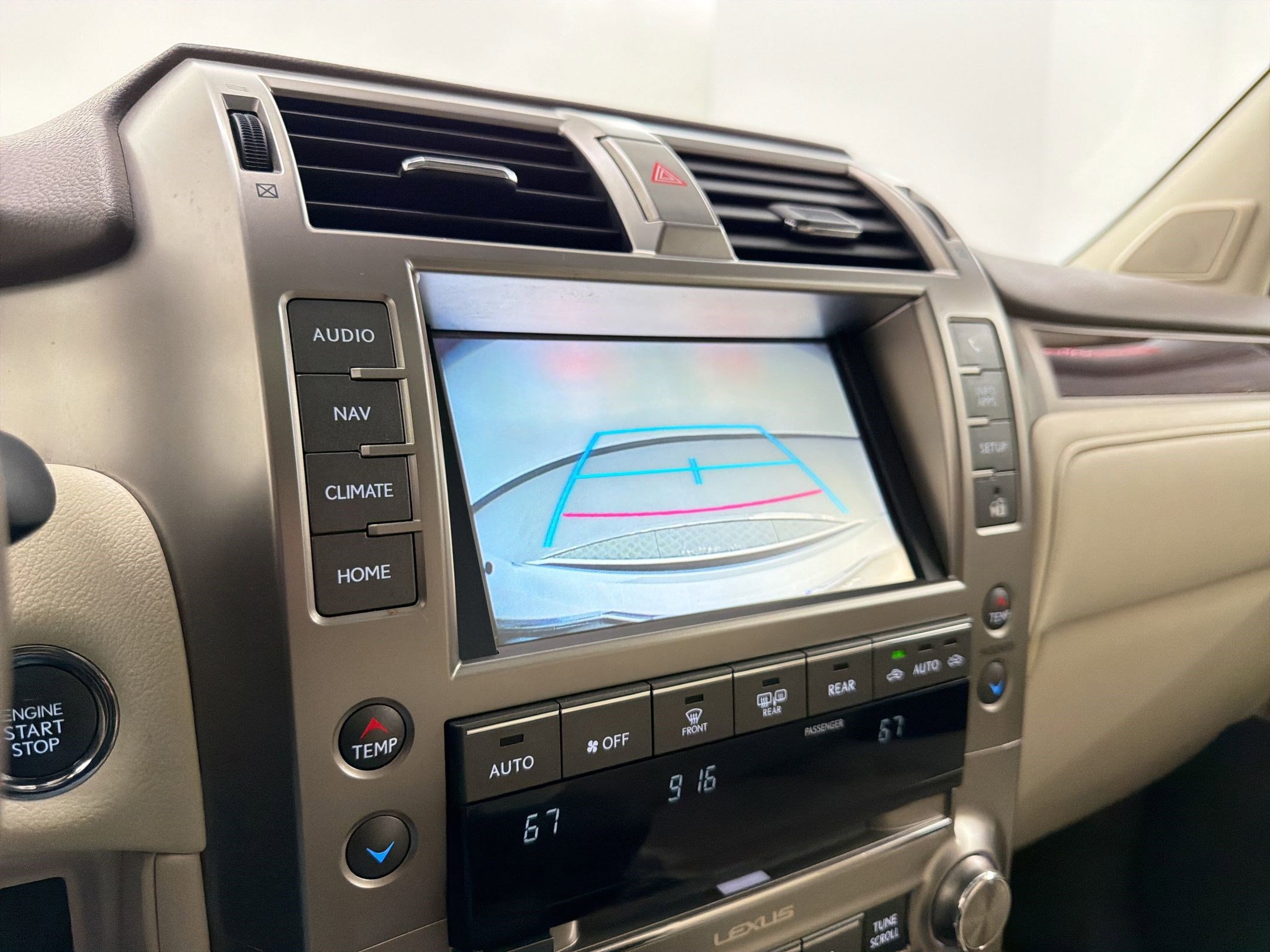 Used 2018 Lexus GX 460 Premium image 25