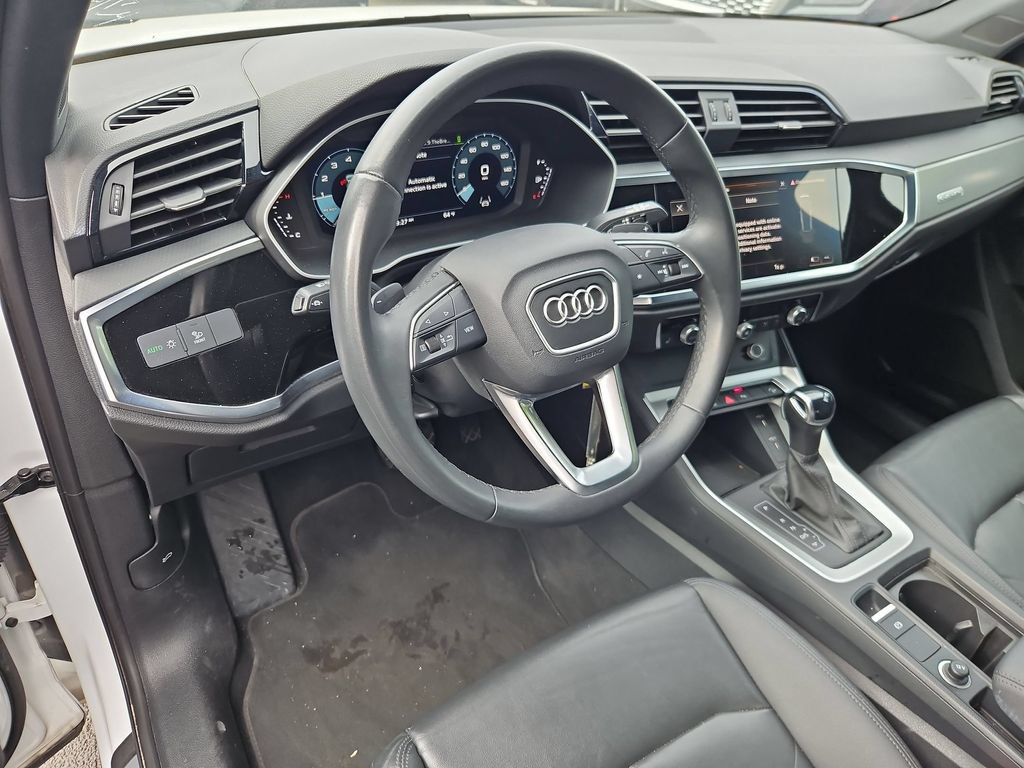 Used 2025 Audi Q3 2.0T Premium AWD/4WD image 13