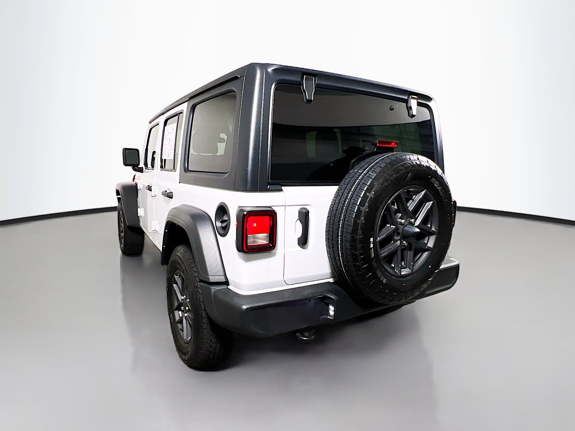 Used 2024 Jeep Wrangler Unlimited Sport AWD/4WD image 8