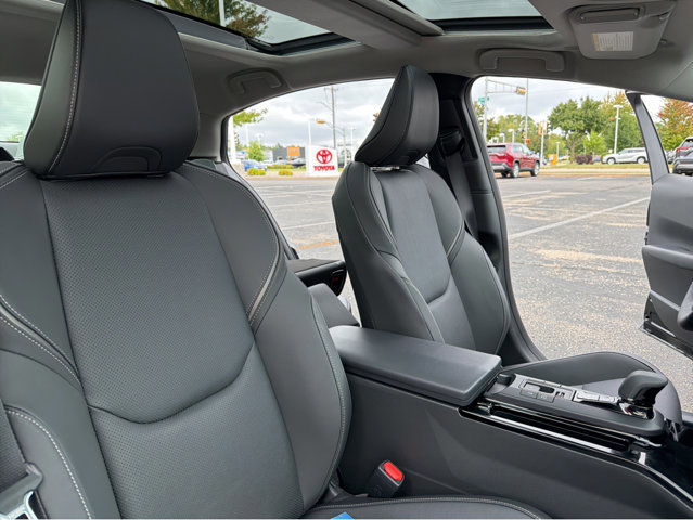 New 2026 Toyota Prius Plug-In Hybrid image 22