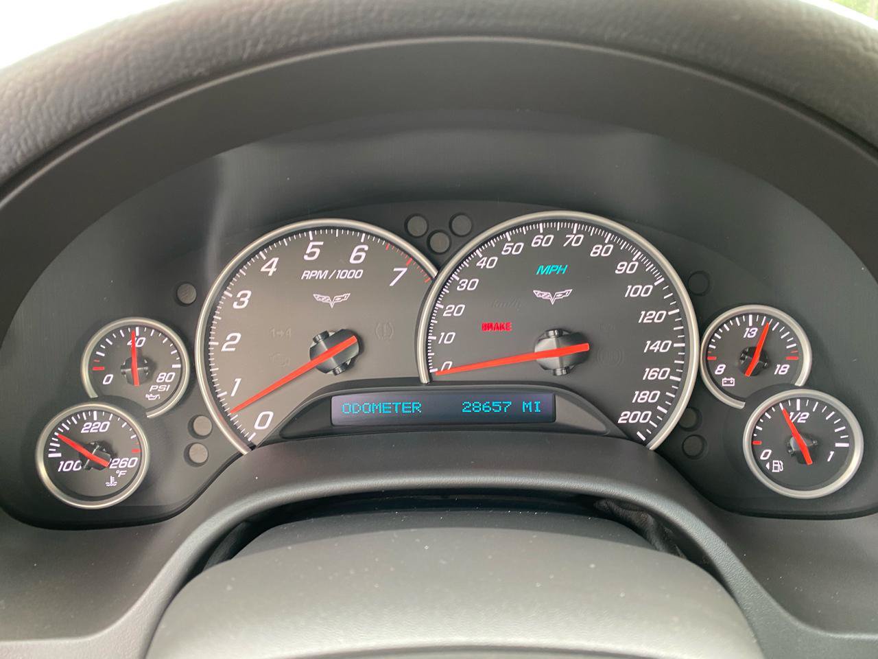 Used 2007 Chevrolet Corvette Coupe w/ Performance Package RWD image 19