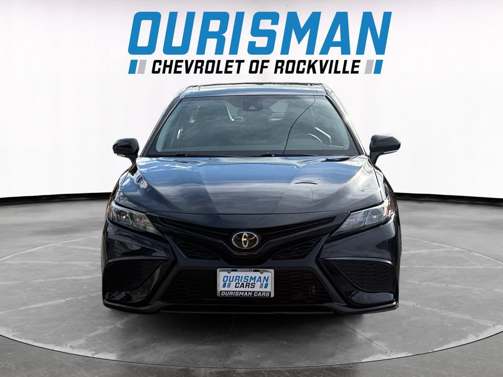Used 2023 Toyota Camry SE w/ Cold Weather Package FWD image 8