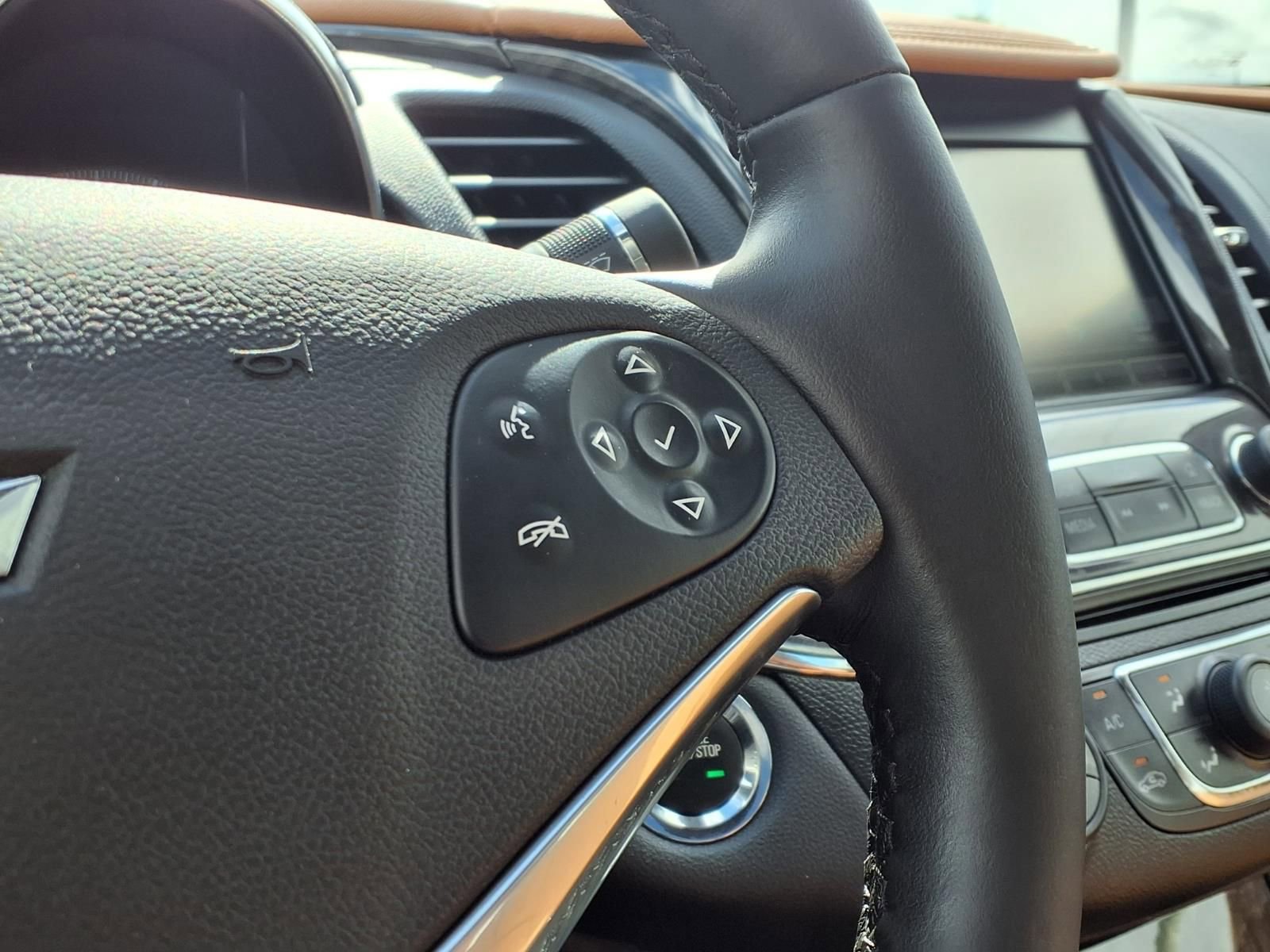 Used 2014 Chevrolet Impala LTZ image 23