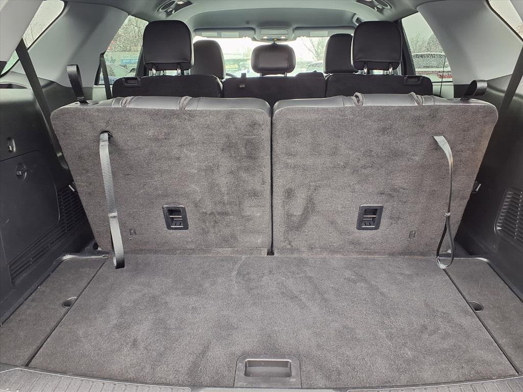 Used 2023 Ford Explorer XLT w/ Equipment Group 202A image 21